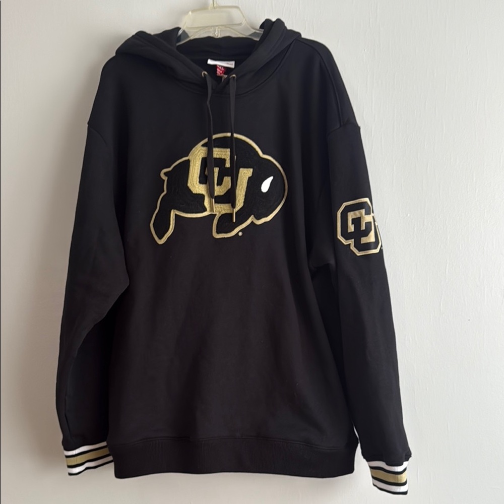 Men's sweatshirt size 2xl..Pleasant to the touch and warm.